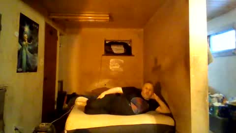 reddragon1195 online show from 02/02/25, 10:06