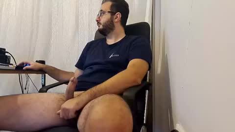 Redhat online show from 11/10/25, 04:28