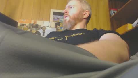 Snapshot of redhead4fun chatting on 12/22/24, 06:28 theredhead4fun online show from 12/22/24, 06:28