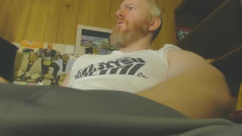 Snapshot of redhead4fun chatting on 11/12/25, 06:19 theredhead4fun online show from 11/12/25, 06:19