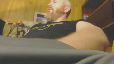 Snapshot of redhead4fun chatting on 12/15/25, 07:40 theredhead4fun online show from 12/15/25, 07:40