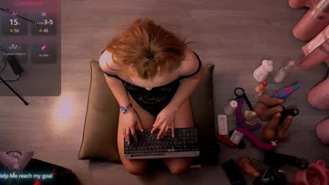 Redhead Shark online show from 02/15/25, 03:39