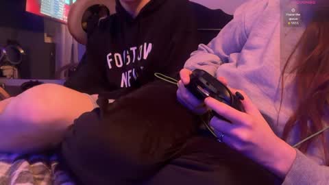 Snapshot of redheadandbigpeenar chatting on 04/01/26, 11:35 Redhead and BigPeenar online show from 04/01/26, 11:35