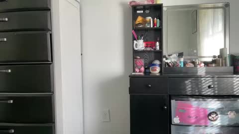 Snapshot of redheaded_fox chatting on 03/11/25, 01:01 Redheaded Fox online show from 03/11/25, 01:01