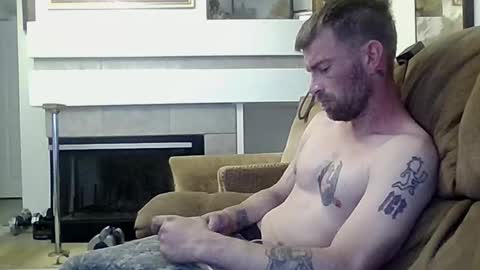 Snapshot of redheadlover828 chatting on 03/02/26, 06:48 Kevin online show from 03/02/26, 06:48