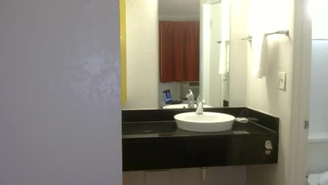 Snapshot of redheadlover828 chatting on 03/22/26, 01:20 Kevin online show from 03/22/26, 01:20