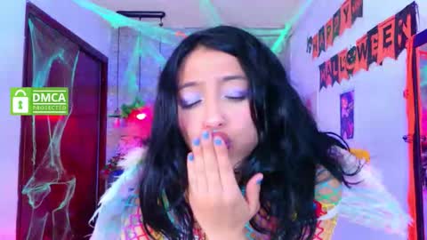 Lili Lopez online show from 10/04/25, 08:29