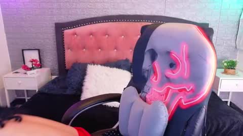 Lili Lopez online show from 03/10/26, 08:14