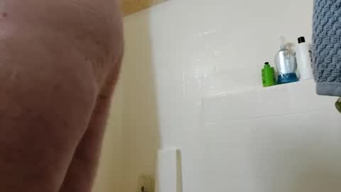 Snapshot of redimuss65 chatting on 02/27/25, 06:18 redimuss65 online show from 02/27/25, 06:18