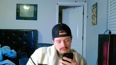 Snapshot of redinthebed chatting on 02/01/26, 04:11 InkedGinger online show from 02/01/26, 04:11