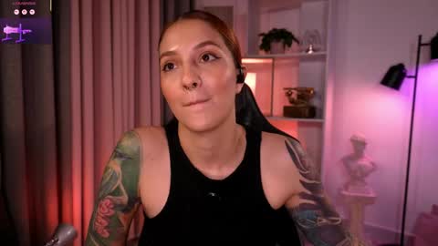 Red Jasmine online show from 05/14/26, 11:55