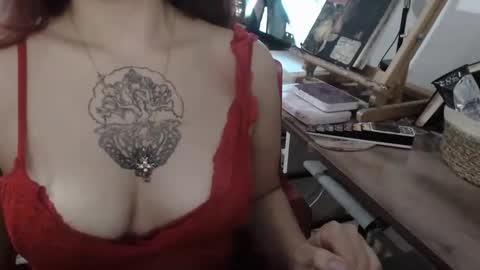 redkittycat03 online show from 11/04/25, 08:08