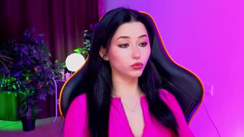 Snapshot of redmidnight_ chatting on 02/19/26, 09:11 Kiara online show from 02/19/26, 09:11