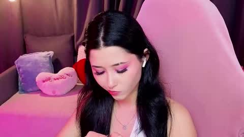 Snapshot of redmidnight_ chatting on 03/05/26, 09:11 Kiara online show from 03/05/26, 09:11