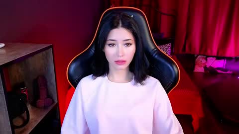 Snapshot of redmidnight_ chatting on 04/03/26, 09:02 Kiara online show from 04/03/26, 09:02