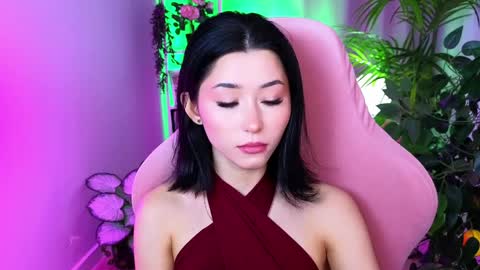 Snapshot of redmidnight_ chatting on 04/09/26, 08:25 Kiara online show from 04/09/26, 08:25