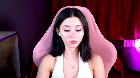 Snapshot of redmidnight_ chatting on 05/05/26, 09:23 Kiara online show from 05/05/26, 09:23