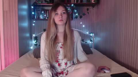 Snapshot of redmoonhead chatting on 02/08/26, 10:18 Ana online show from 02/08/26, 10:18