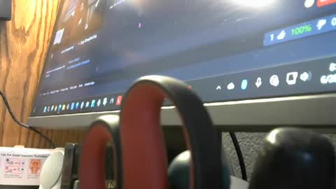 Snapshot of redneck1956 chatting on 06/28/26, 12:33 redneck1956 online show from 06/28/26, 12:33