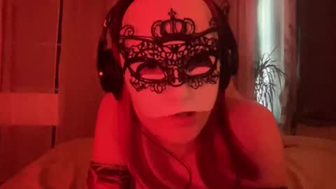 Snapshot of redplume chatting on 02/17/26, 02:13 Redplume online show from 02/17/26, 02:13