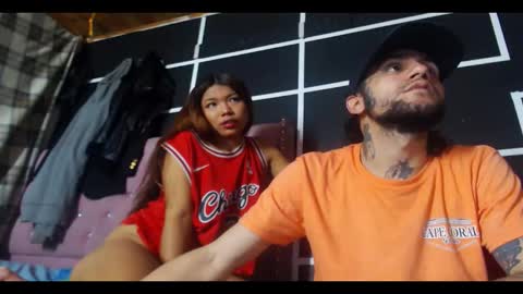 Snapshot of redroom696 chatting on 10/19/25, 06:36 stiven online show from 10/19/25, 06:36