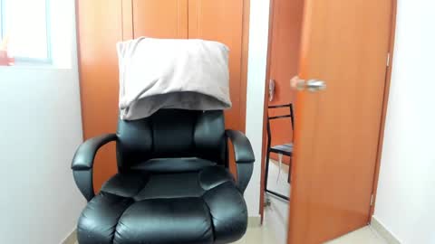 MIA online show from 12/01/24, 04:29