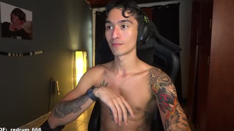 Snapshot of redrum_696 chatting on 01/22/25, 06:10 Red online show from 01/22/25, 06:10