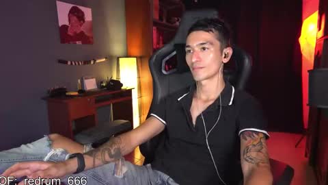 Snapshot of redrum_696 chatting on 03/10/25, 06:56 Red online show from 03/10/25, 06:56