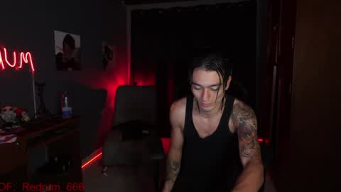 Snapshot of redrum_696 chatting on 03/30/26, 06:42 Red online show from 03/30/26, 06:42