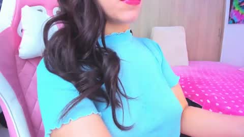 redski77 online show from 01/30/25, 06:13