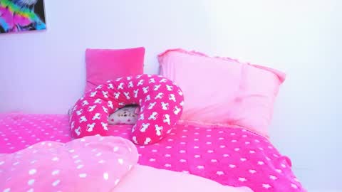 redski77 online show from 03/07/25, 09:29