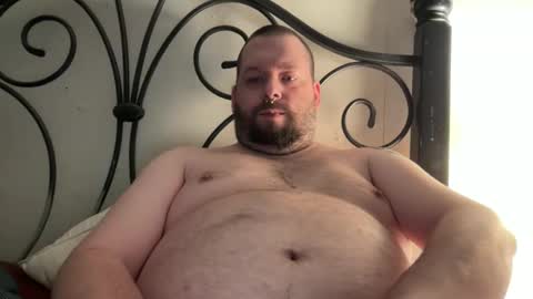 Snapshot of redsman1992 chatting on 01/21/25, 09:57 marlboroboy online show from 01/21/25, 09:57