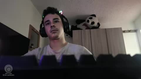 Snapshot of redsoul951869 chatting on 09/30/25, 06:46 RedsoulReaver online show from 09/30/25, 06:46