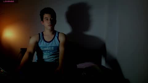 Snapshot of redsoul951869 chatting on 12/02/25, 05:24 RedsoulReaver online show from 12/02/25, 05:24