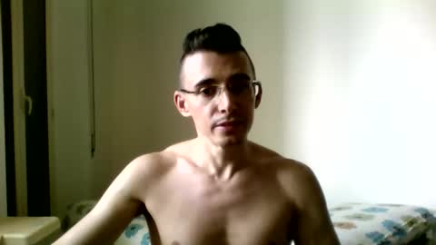 Snapshot of redstep0 chatting on 09/13/25, 12:05 redstep0 online show from 09/13/25, 12:05