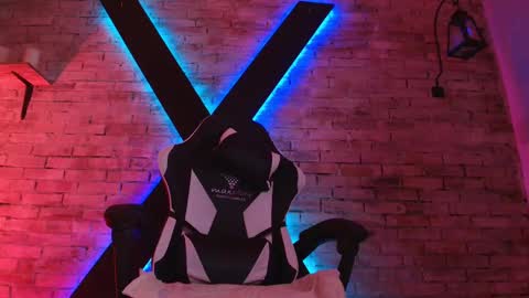   online show from 09/10/25, 12:05