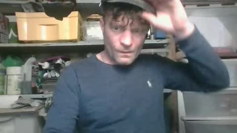 Snapshot of redvers1 chatting on 04/15/26, 04:47 redvers1 online show from 04/15/26, 04:47