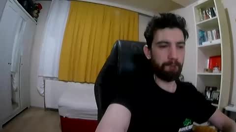 Red Wolf online show from 04/17/26, 06:33