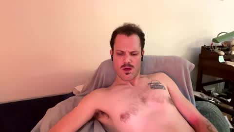 Snapshot of reed_thomas chatting on 12/08/24, 07:47 Reed Thomas online show from 12/08/24, 07:47