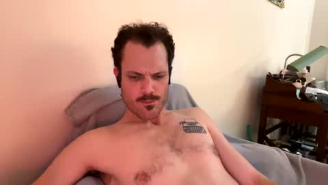 Snapshot of reed_thomas chatting on 12/29/24, 07:28 Reed Thomas online show from 12/29/24, 07:28