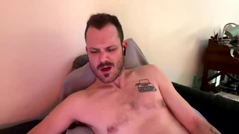 Snapshot of reed_thomas chatting on 01/25/25, 08:10 Reed Thomas online show from 01/25/25, 08:10