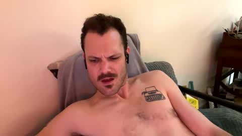 Snapshot of reed_thomas chatting on 02/26/25, 07:09 Reed Thomas online show from 02/26/25, 07:09