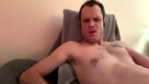 Snapshot of reed_thomas chatting on 12/04/25, 01:04 Reed Thomas online show from 12/04/25, 01:04