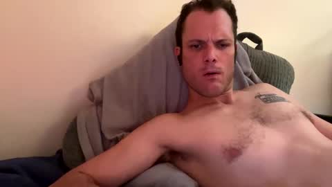 Snapshot of reed_thomas chatting on 12/14/25, 01:00 Reed Thomas online show from 12/14/25, 01:00