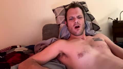 Snapshot of reed_thomas chatting on 12/20/25, 07:15 Reed Thomas online show from 12/20/25, 07:15