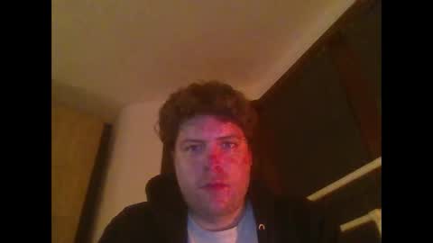 Snapshot of reevescrfg chatting on 11/09/25, 12:42 Boredhorny online show from 11/09/25, 12:42