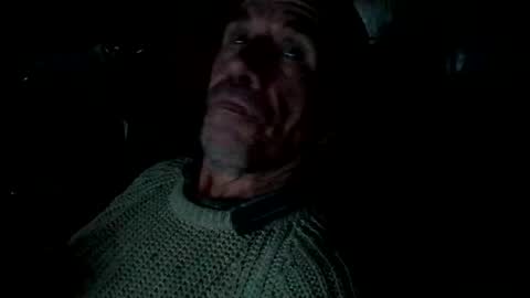 Snapshot of regardsff chatting on 11/19/25, 05:51 regardsff online show from 11/19/25, 05:51