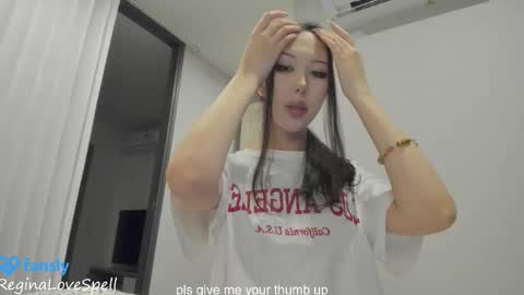  Regina online show from 11/11/25, 06:19