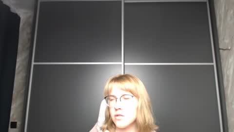 Regina online show from 02/10/25, 09:58