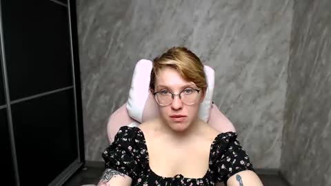 Regina online show from 03/10/25, 06:16